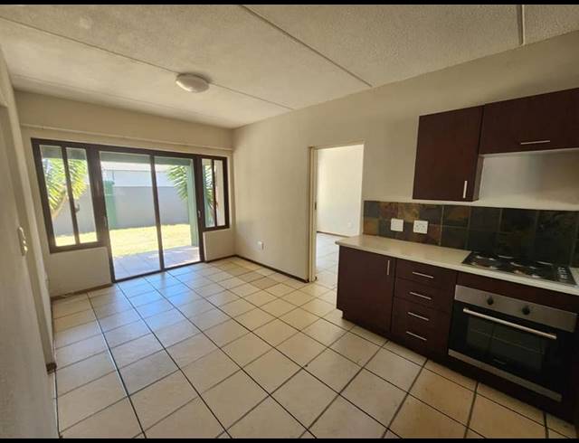 2 BEDROOM TOWNHOUSE FOR SALE IN HONEYDEW